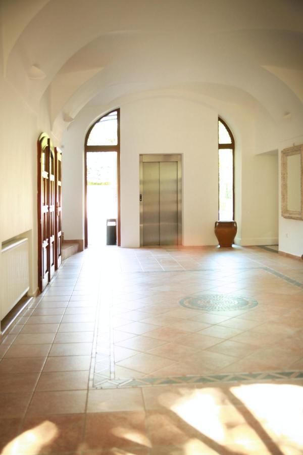 Hotel Dream Trnava Dış mekan fotoğraf