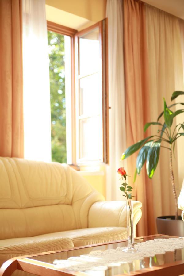 Hotel Dream Trnava Dış mekan fotoğraf